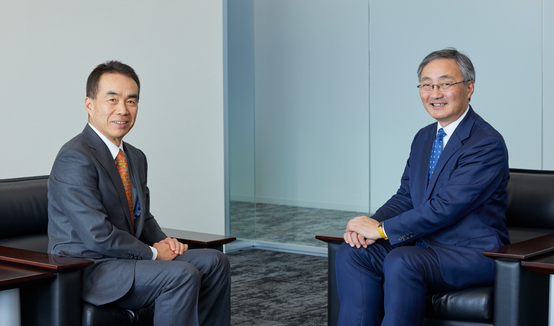 From left to right: Group CEO Satoru Takashima, Ken Shibusawa